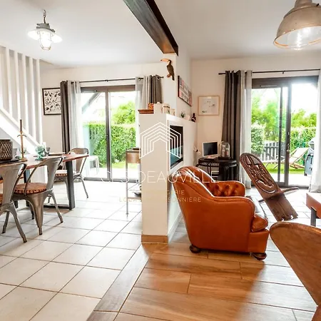 Camille C.l.s Deauville Benerville-sur-Mer